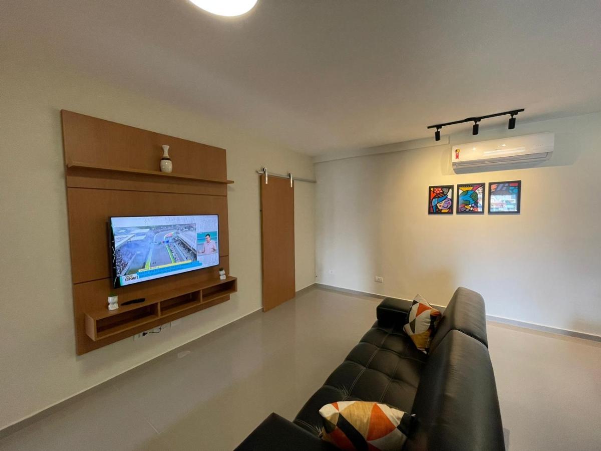 Appartement Apartamento Com Piscina No Centro à Ubatuba Extérieur photo