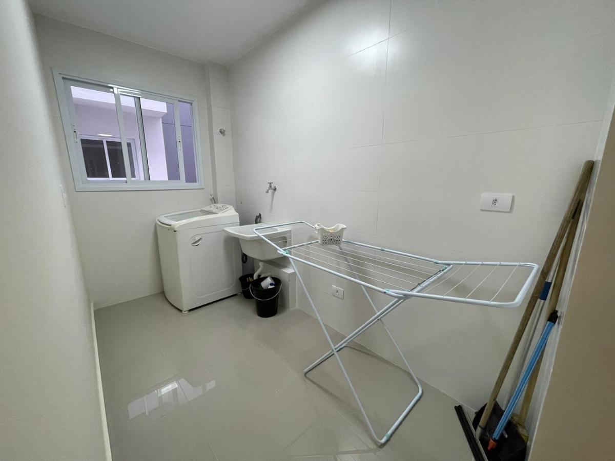 Appartement Apartamento Com Piscina No Centro à Ubatuba Extérieur photo