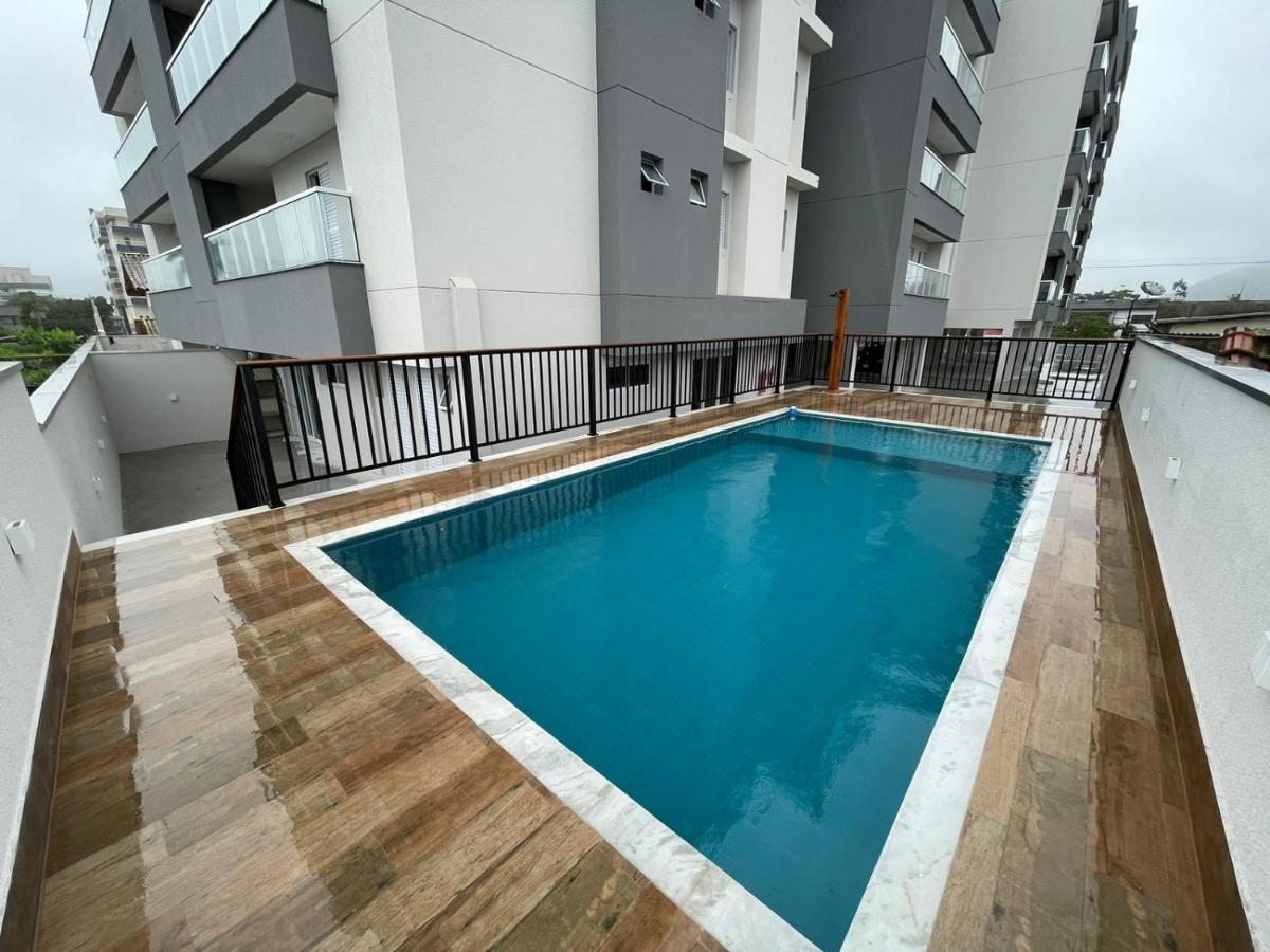 Appartement Apartamento Com Piscina No Centro à Ubatuba Extérieur photo