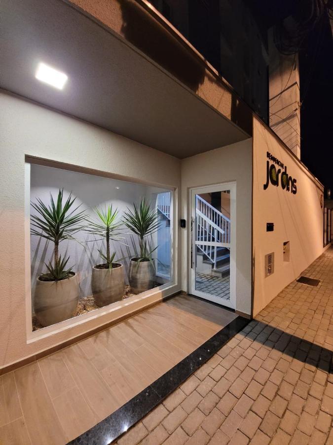 Appartement Apartamento Com Piscina No Centro à Ubatuba Extérieur photo